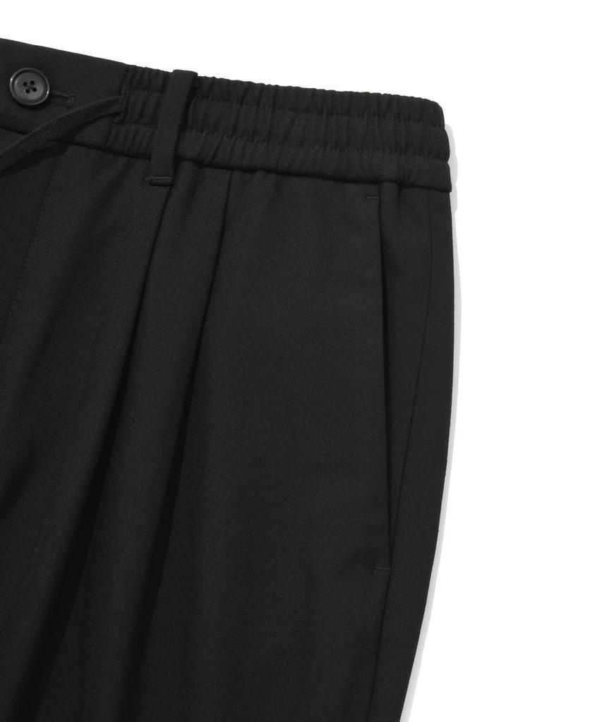 COVERNAT Fleece-Lined Slim Tapered Pants Black