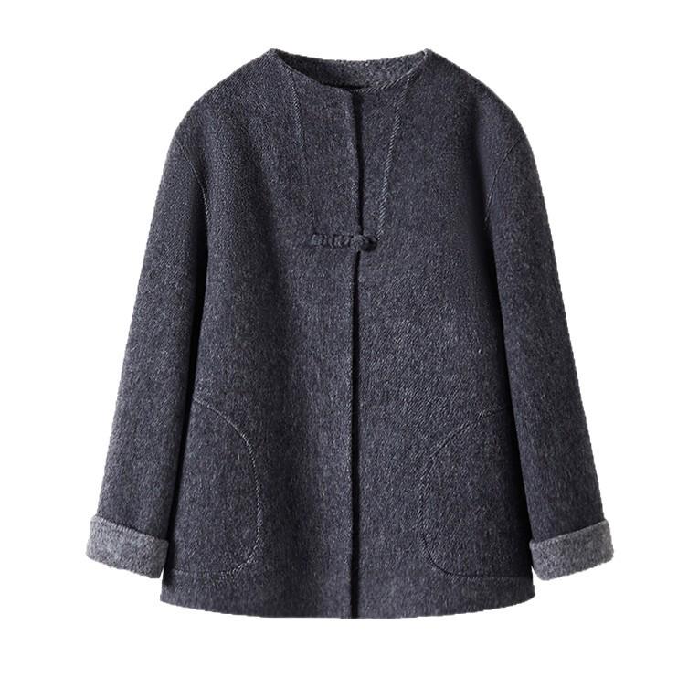 Damski dwustronny płaszcz wełniany z okrągłym dekoltem i zapięciem na żabki - design z francuskim temperamentem na jesień/zimę 2025