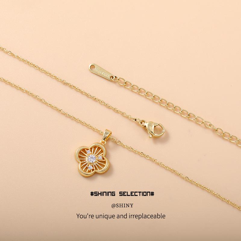 Four-Leaf Clover Copper Alloy Stud Earrings & Necklace Set - Women’s 2025 Simple Luxury Design