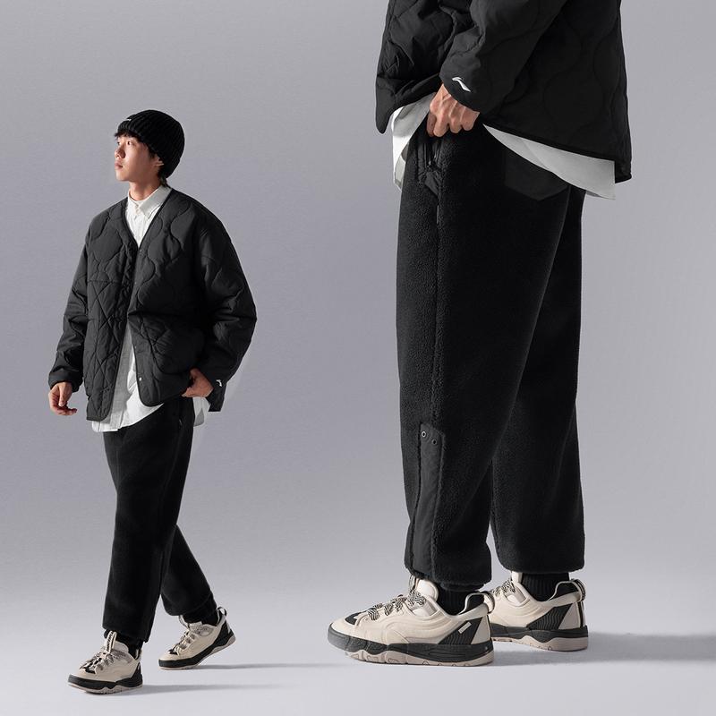 Li Ning CF Suo Jednokolorowe Polarowe Ciepłe Spodnie Casualowe ze Ściągaczami Męskie Spodnie Czarne AKLU901-4