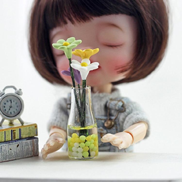 Glass Flower Vase Lovely Room Decoration Mini Flower Bottle Car Mirror Ornament