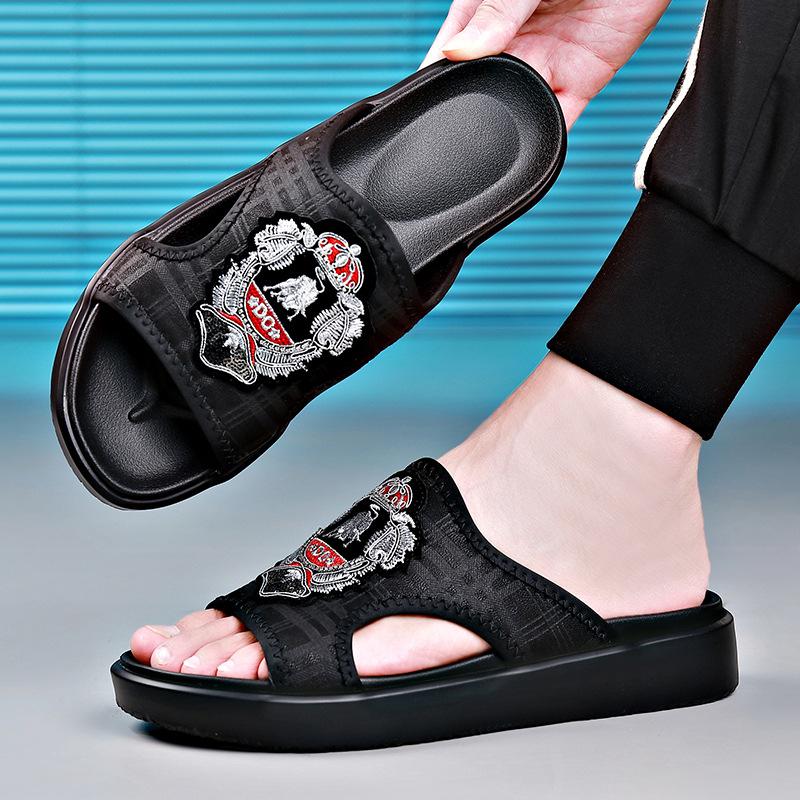 Модные тапочки с вышивкой для женщин — фото 5