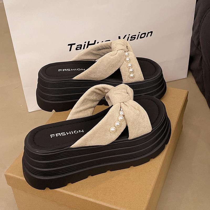 Pearl cross cool slippers women's summer wear popular new round head with skirt thick-soled beach slippers