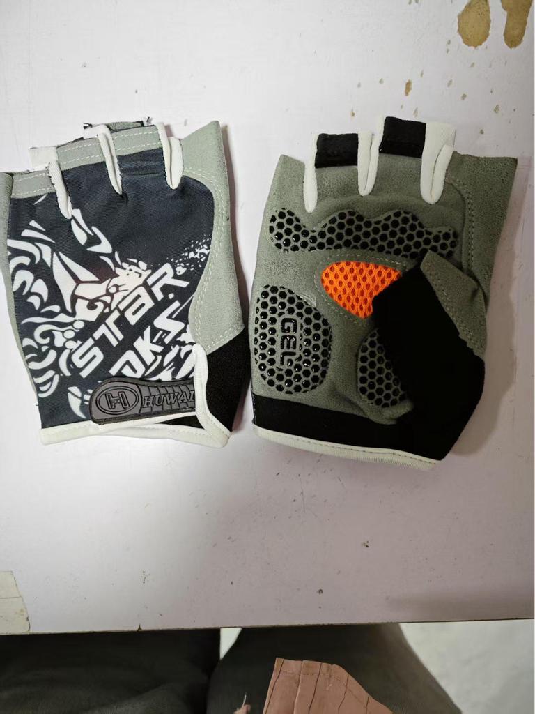 Unisex Half-Finger Gloves: Shock-Absorbing, Anti-Slip, Breathable for Cycling, Climbing, Fitness & Outdoor Sports