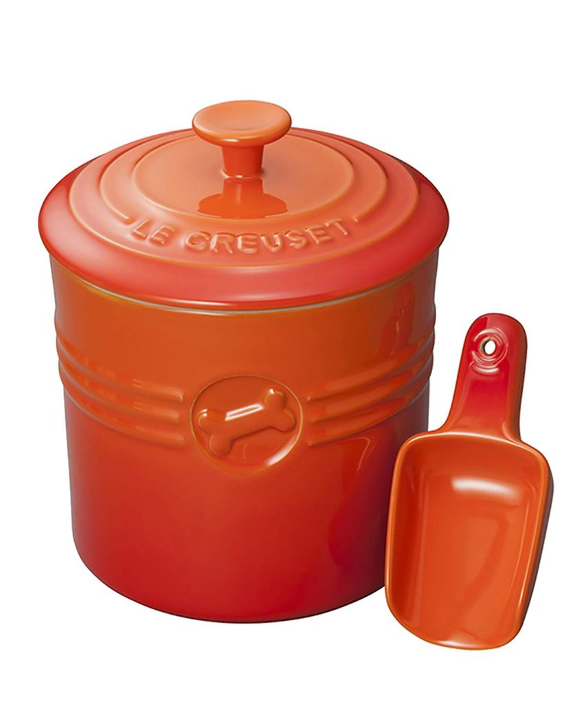 Le Creuset Pet Food Container (with Scoop), Orange, for Dogs and Cats [Official Japanese Product]