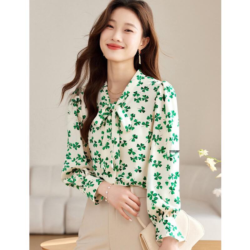 

Women s Casual Tie-Neck Blouse L