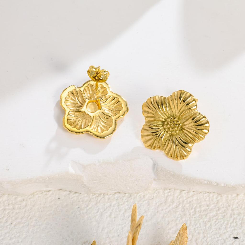 French fashion design sunflower stud earrings popular retro titanium steel earrings women's autumn and winter versatile