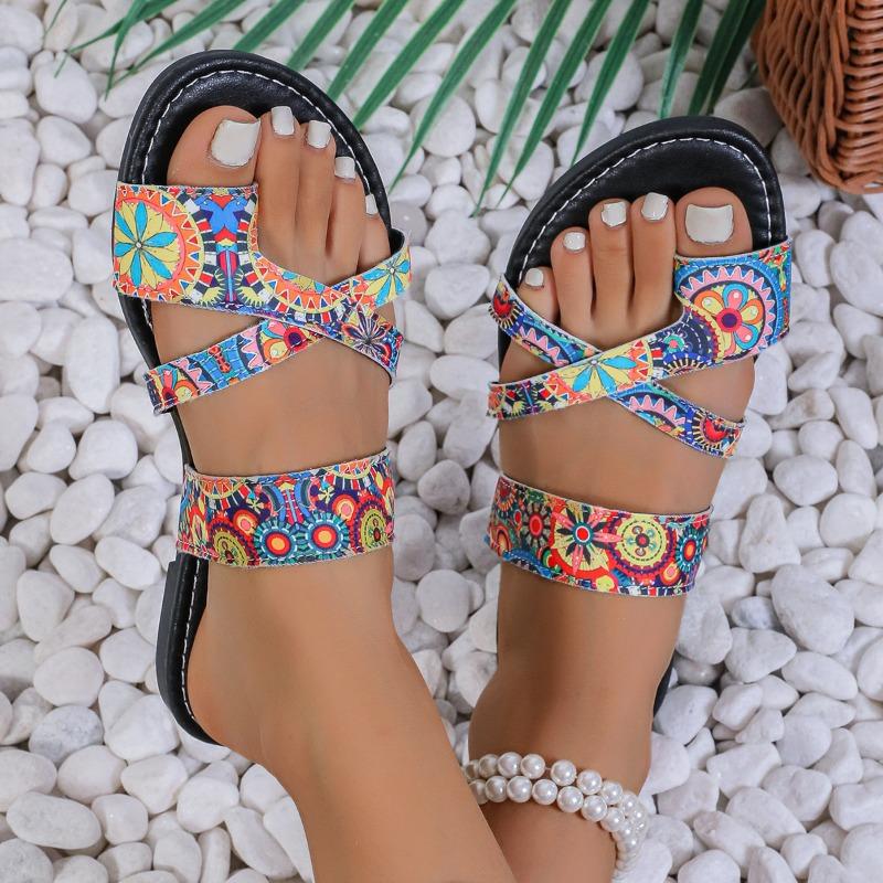 Summer new breathable printing cover toe style large size sandals women's flat bottom cool slippers