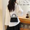 High texture casual fashion versatile handbag women's simple temperament daily commuting shoulder messenger bag