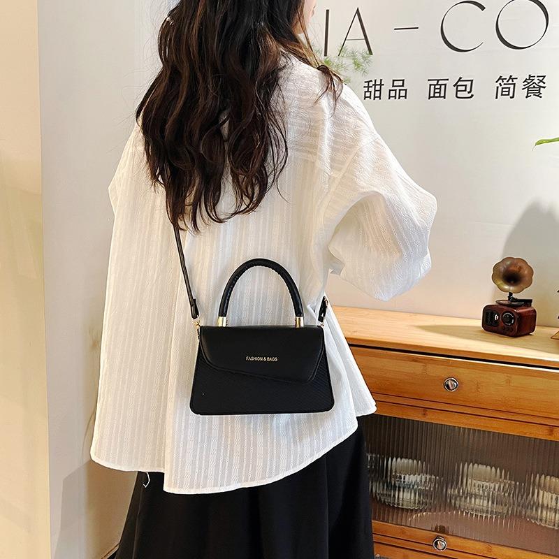 High texture casual fashion versatile handbag women's simple temperament daily commuting shoulder messenger bag