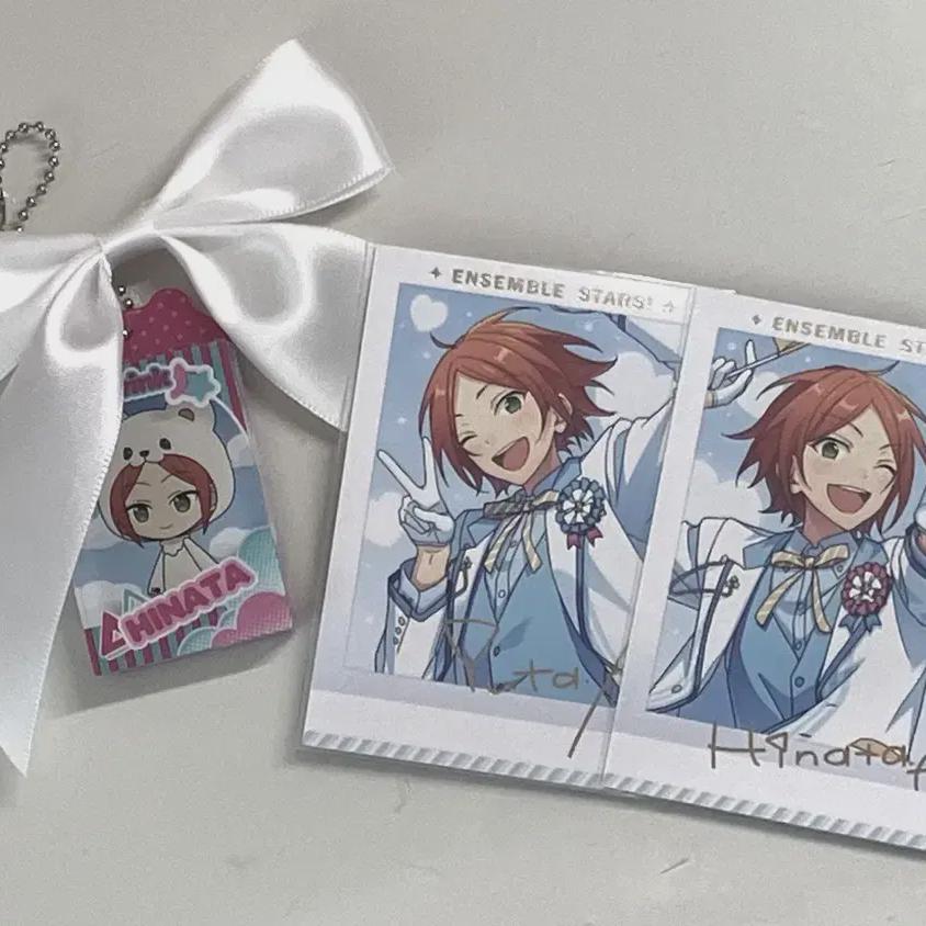 

Ansta Hinata Yuta 3rd Anniversary Bag Suit Pasha, Toy Box Keyring Bundle