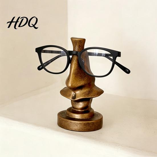 Vintage Style Desk Organizer Big Nose Glasses Holder, Retro Resin Eyeglass Stand, Artistic Sculpture Statue Humorous Eyewear Display for Home