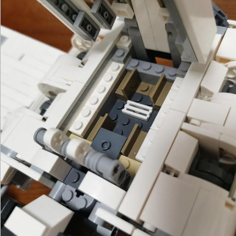 660PCS MOC Famous Movie Series Mini Flying Machine Empire Shuttle Model Building Blocks Bricks Birthday Festival Gift