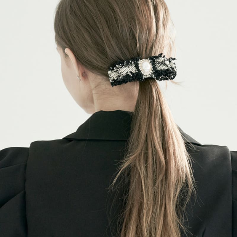 BESTY Classic Tweed Pearl Hairpin