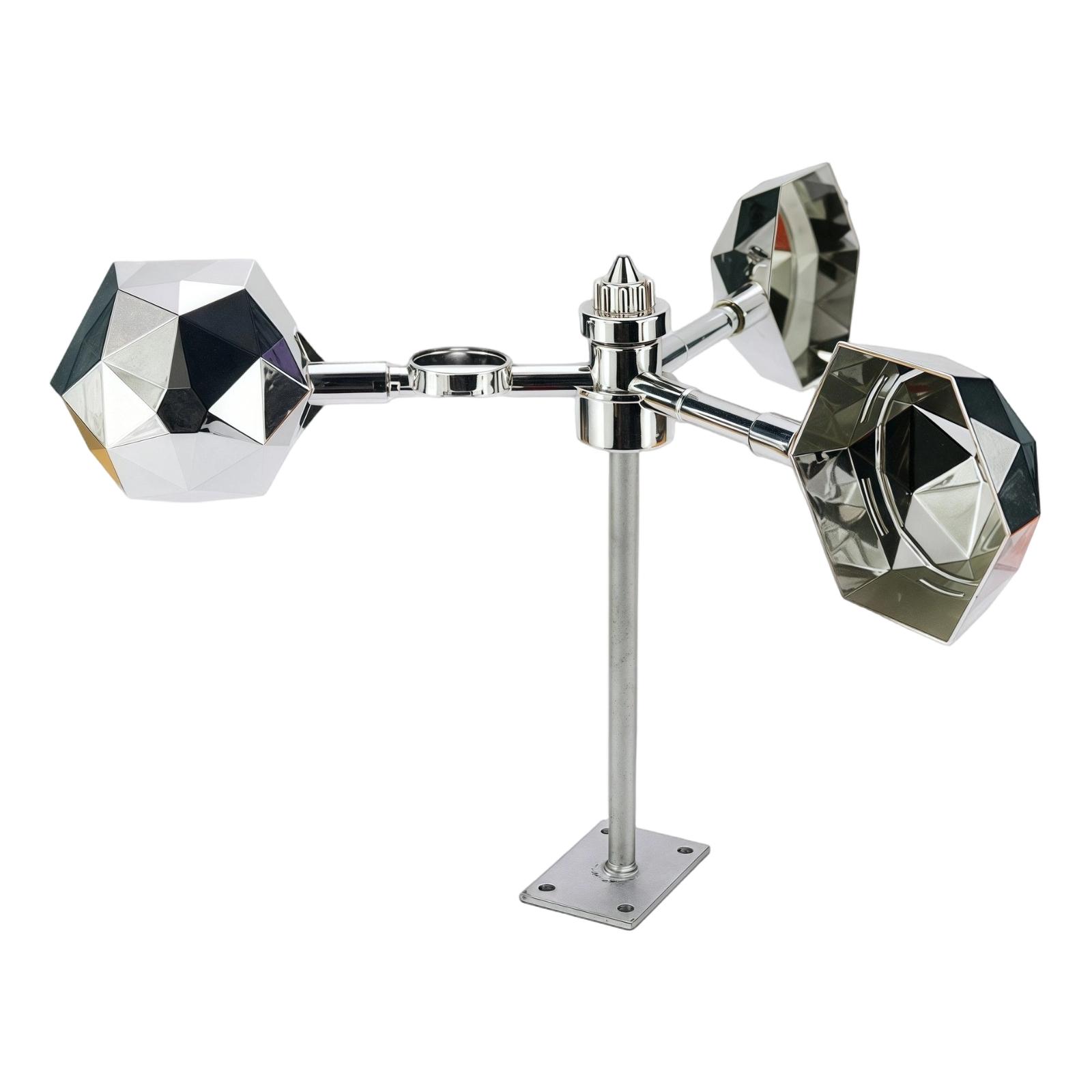 

Outdoor Reflective Rotating Bird Repellent Device Stainless Steel Construction Solar Powered Pest Deterrent for Garden Lawn Patio Protection One Size