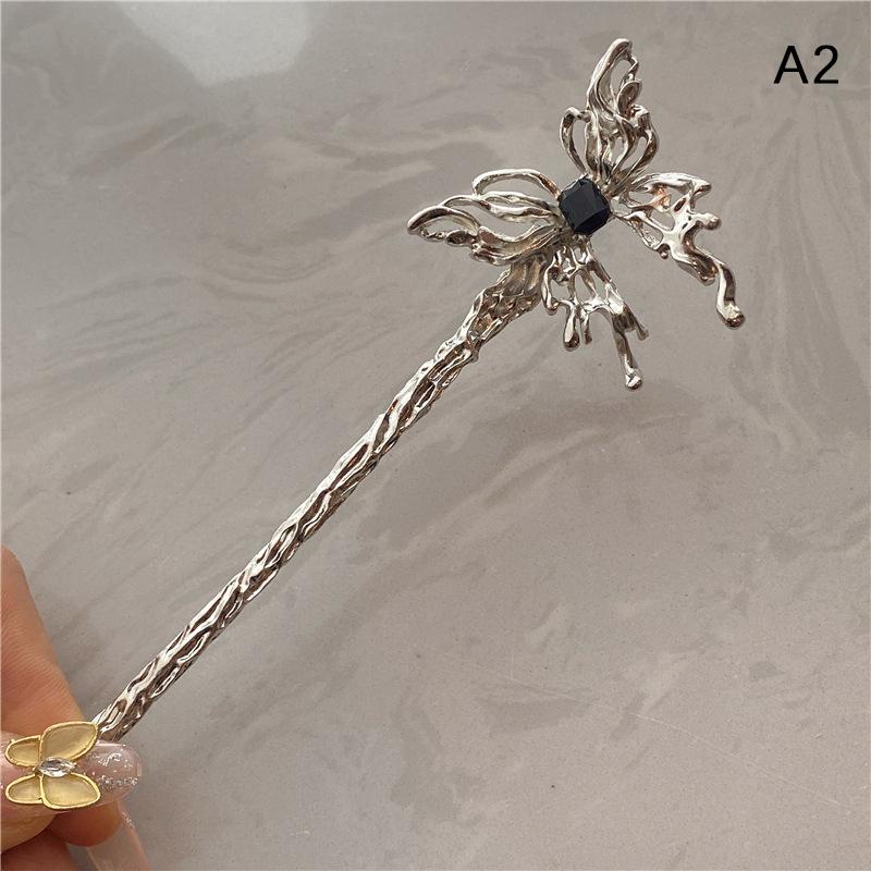 

Punk Rose Flower Hair Sticks Hairpins For Women Vintage Pendant Sword Hair Clips Pins Trendy Hair Accessories as the picture
