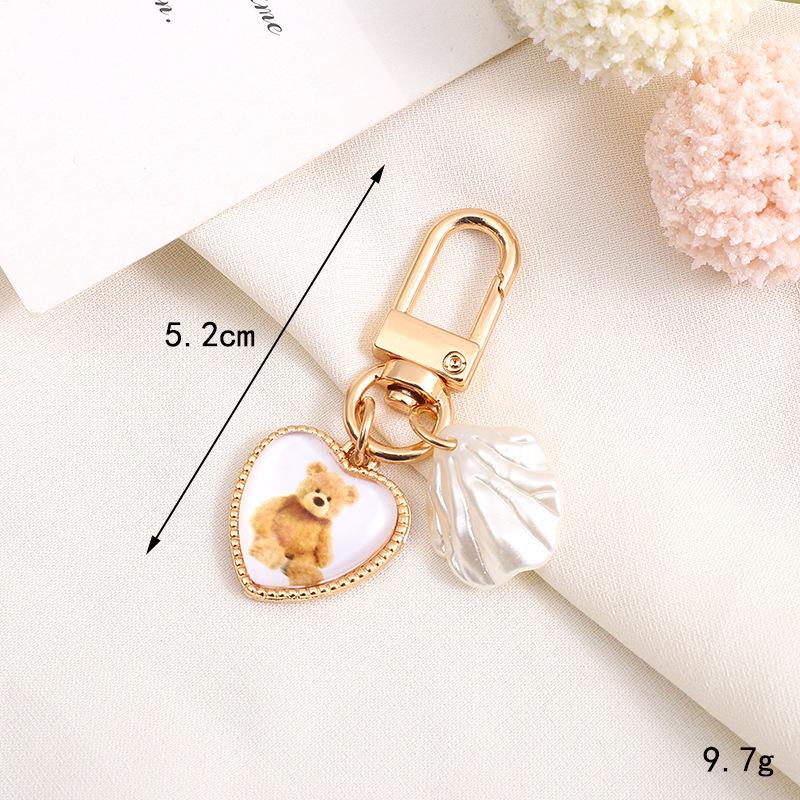 Creative Pearl Bow Pendant Keychain: Exquisite Gift Accessory for Bag or Phone Case