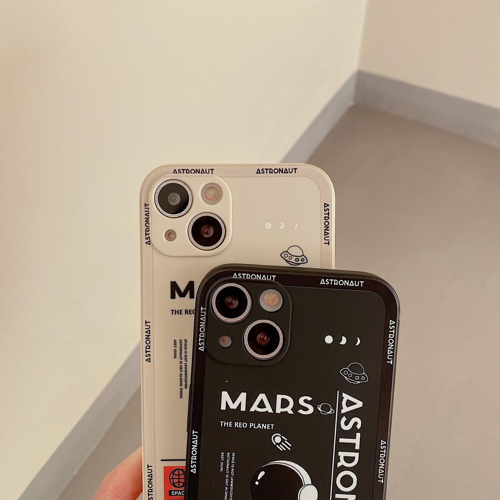 For iPhone 13 6.1 inch Mars Astronaut Pattern Soft TPU Phone Case Precise Cutout Protective Cover