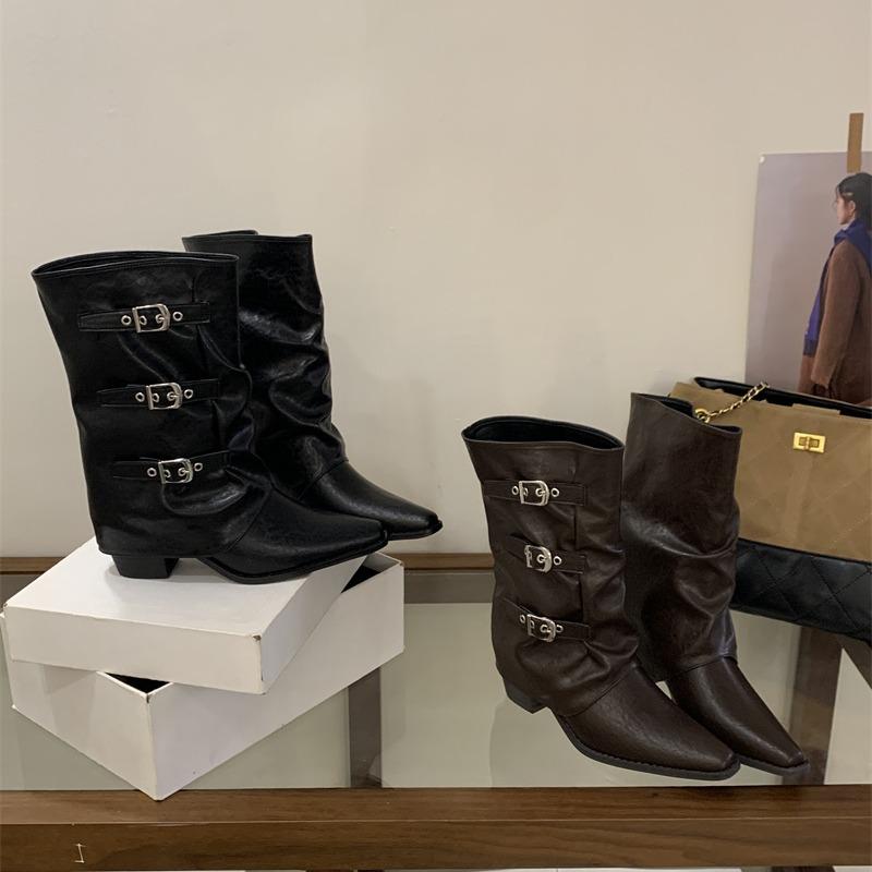 Korean version design pointed-toed mid-tube boots women's autumn and winter new belt buckle thick-heeled knight pleated stacking boots