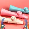 Kunststoff-Kazoo mit Umhängeband für Kinder Erwachsene Leicht zu lernen Kazoo Flöte Musikalisch