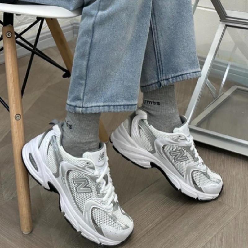 New Balance Sneakers 8 Options Unisex 530