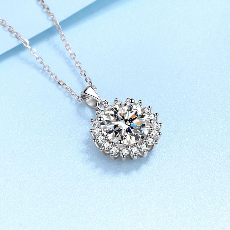 Silver Sunflower Necklace, S925 Moissanite-Inlaid Choker for Women