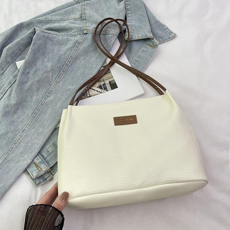 High Value Bag, Women'S Trendy Fashion Texture Shoulder Bag, Popular Foreign Style, Versatile Commuter Bucket Bag