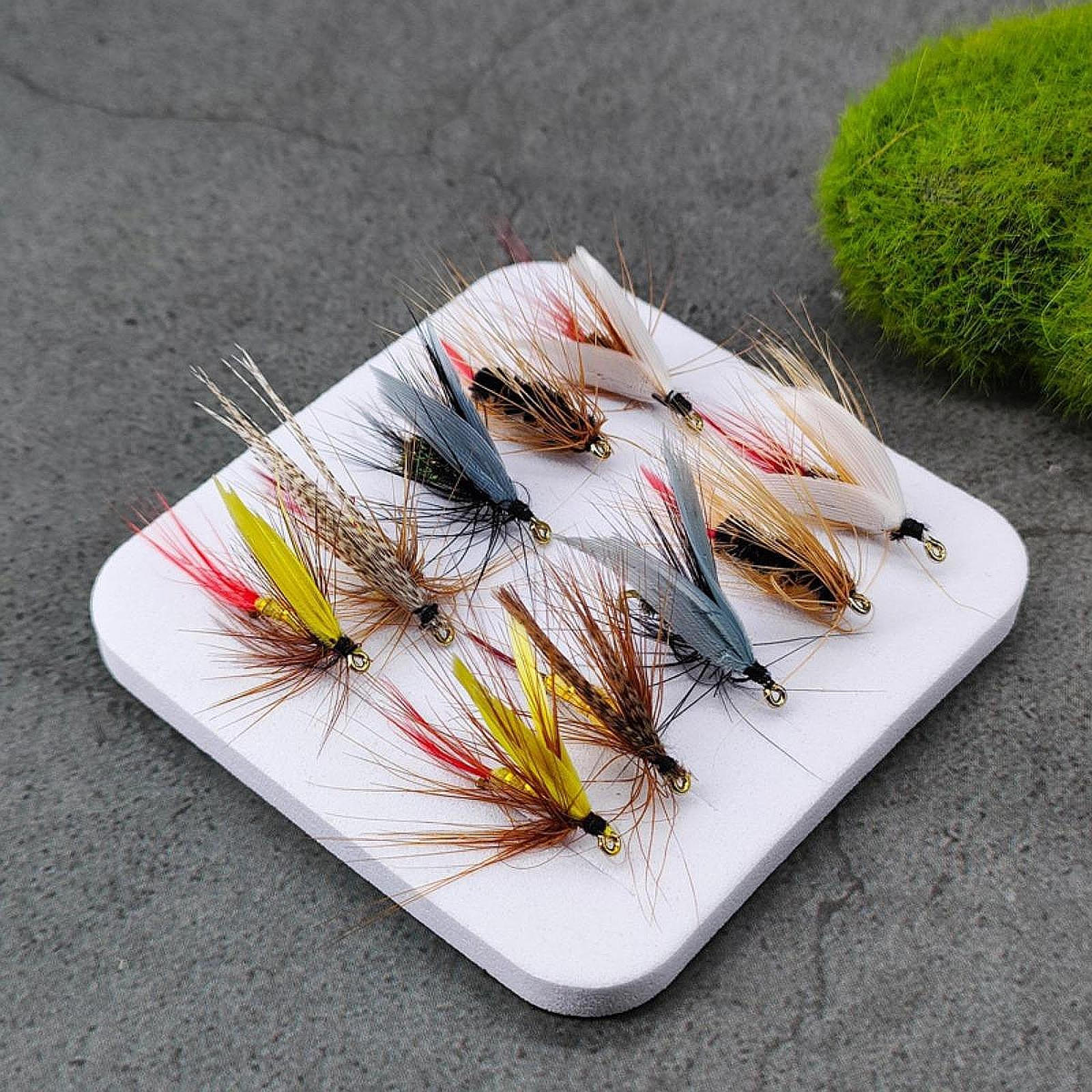 

10Pcs Fly Fishing Kit with Storage Box Freshwater Realistic Tackle Barbed Hooks