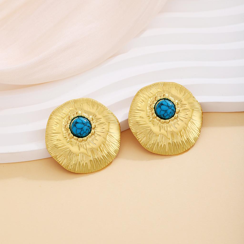 French Retro Irregular Flower Texture Stud Earrings, Medieval Light Luxury High-End Metal Style Fashion Temperament Earrings