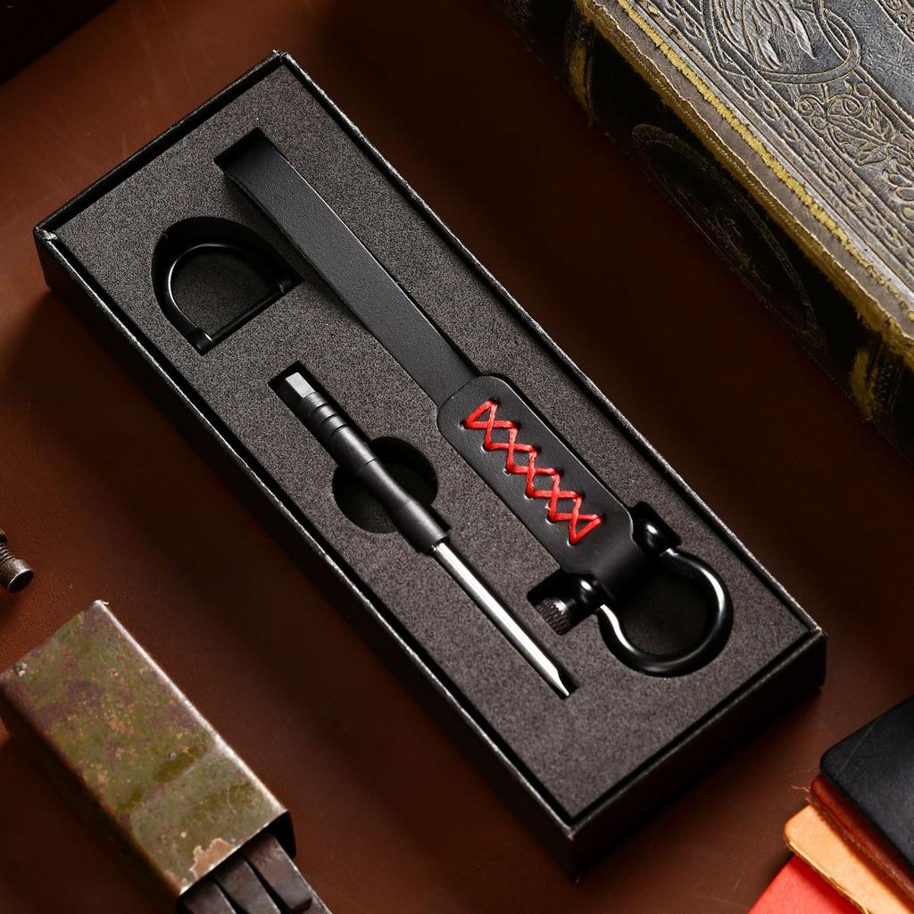 Weihnachts-Retro-Auto-Schlüsselanhänger, multifunktionaler langer Leder-Schlüsselanhänger, hochwertige Geschenkbox, Schlüsselanhänger aus echtem Leder, kleines Geschenk.