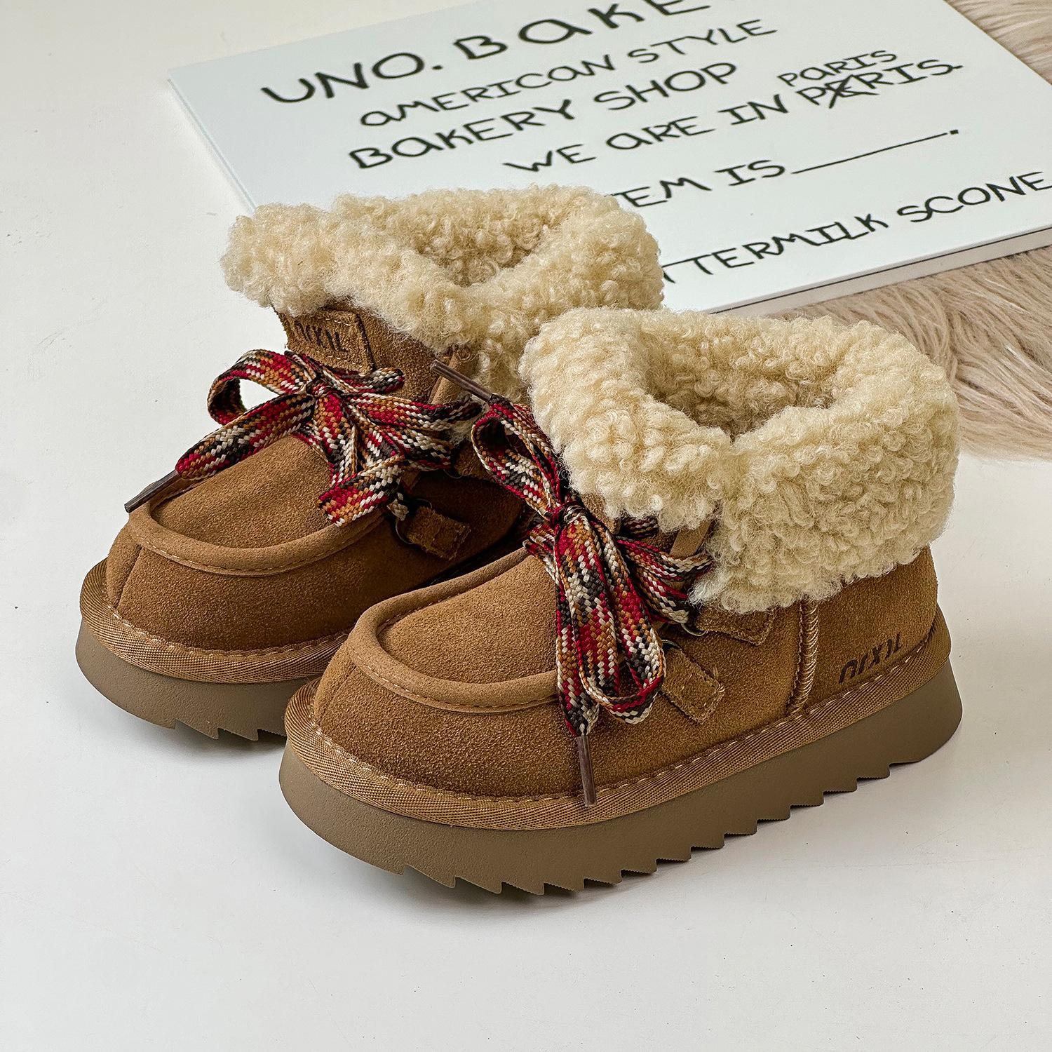 

2025 winter new children s snow boots matte leather large cotton thermal boots teddy fluffy boys and girls cotton shoes 26-30 yards whole hand 5 pairs starting batch