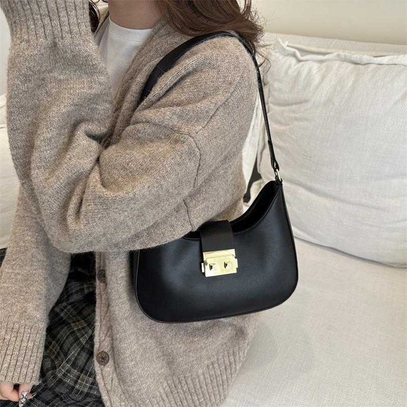 New Fashion Lock Dumpling Bag Large Capacity Niche Texture Underarm Bag Trendy and Fashionable Commuter Shoulder Bag Women's Bag