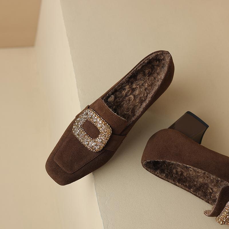 

Весна 2025 новая одинарная обувь квадратный носок толстый каблук стразы универсальная для работы профессия повседневная закрывающая ногу женские лоферы 40 коричневый