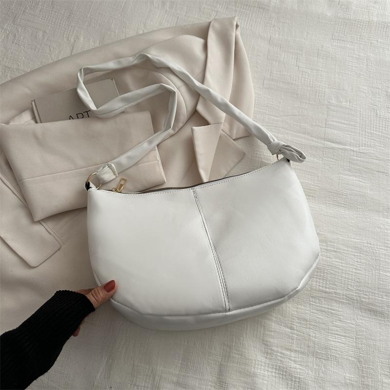 

Велика сумка через плече 2024, літо, новий ретро-нішевий дизайн великої сумки через плече, проста модна жіноча сумка білий