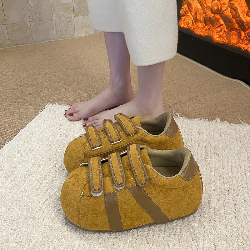 Ugly cute shell head German training shoes women's 2025 new retro matte leather Velcro big head board shoes foreign style women's single shoes