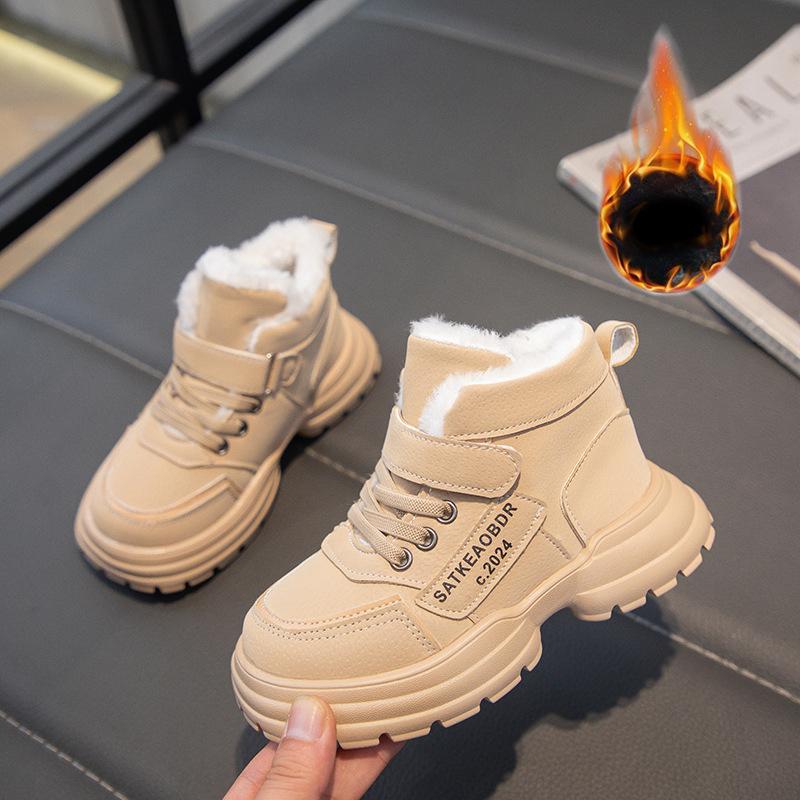 Boys Girls Sports Boots with Fur Fashion Kids Ankle Boots Warm for Winter Sweet Students Short Boots Non-slip Soft Sole