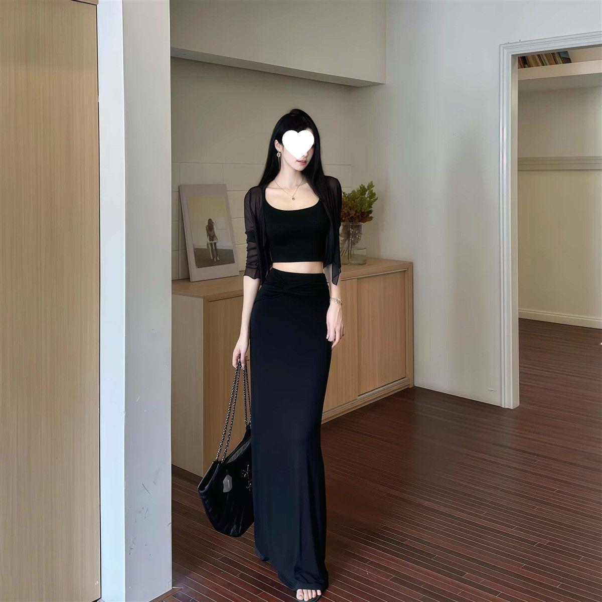 

Spicy Girl Three-Piece Set: Cardigan, Camisole, and High-Waisted Skirt Small