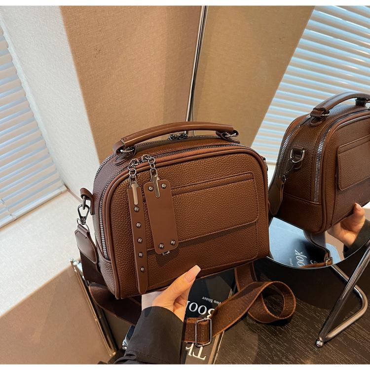 Retro handbag bag women's fashion versatile shoulder bag high-end trend messenger small square bag