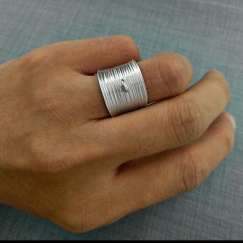 

Ювелирный браслет из стерлингового серебра 925 пробы ручной работы в Таиланде, Чиангмай, матовое открытое мужское и женское этническое ветровое кольцо Resizable