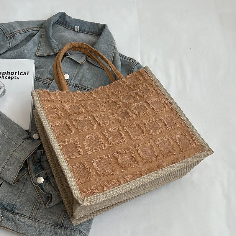 Chic Large Shoulder Tote Bag For Work And Leisure Spacious Commuter Handbag