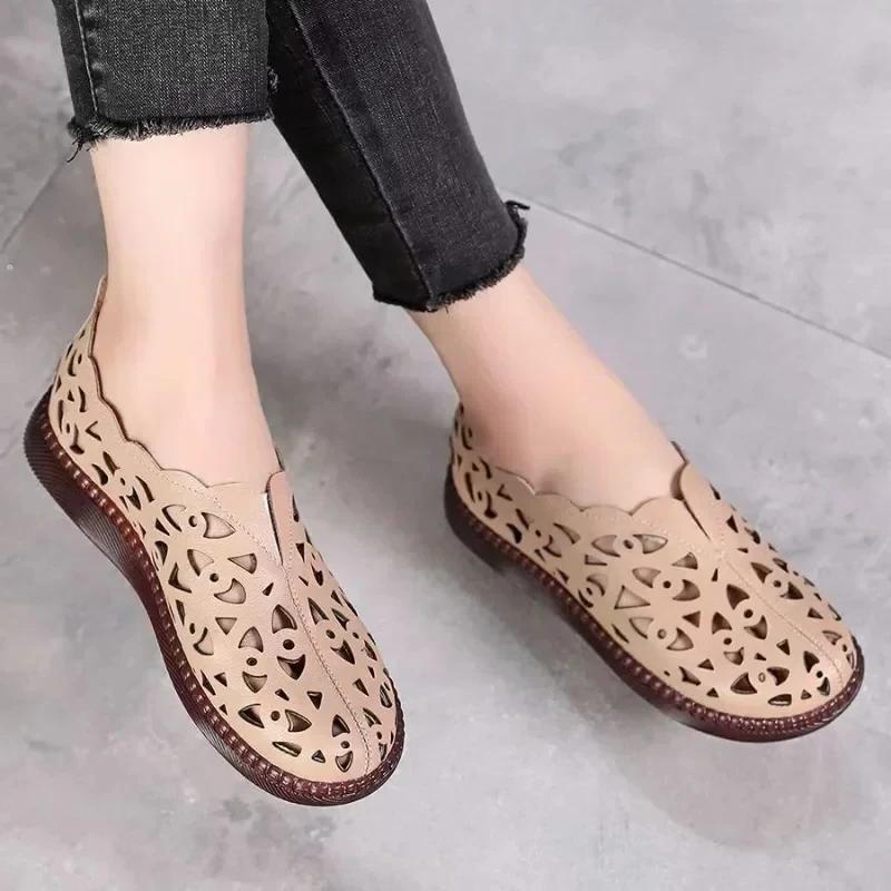 Fashion Women's Sandals 2024 Summer Loafers Hollow Floral Casual Outdoor Women's Flat Shoes Soft Sole Comfort Slip On Shoes for Women