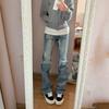 Damskie Jeansy z Niskim Stanem, Dopasowane, z Delikatnie Rozszerzanymi Nogawkami, Vintage, Rozciągliwy Denim, Nogawki Bootcut