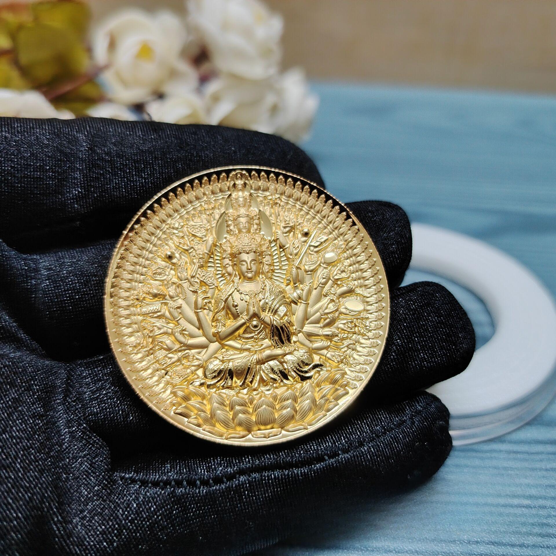 

Thousand hand Guanyin gold-plated copper seal, high relief thickened gold-plated copper seal, diameter 45mm