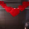 Wiederverwendbares Herzförmiges Banner Rote Festliche Zugfahne Valentinstagsbanner Geburtstagsparty