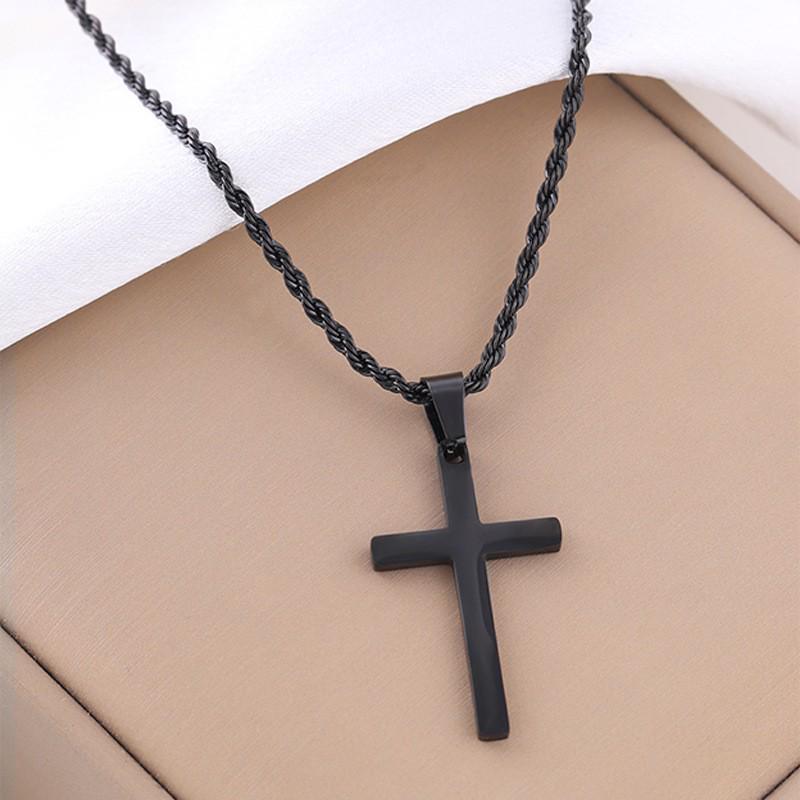 Men's Titanium Steel Twist Chain Necklace - Light Luxury Stainless Steel Cross Pendant, Non-Fading Jewelry.
