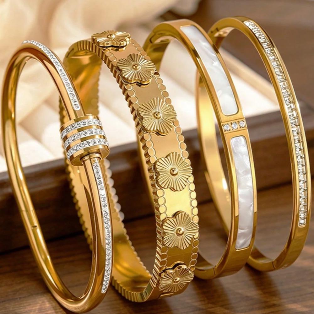 European American Fashion Titanium Steel Jade Bracelet, 18K Gold Colorfast Stainless Steel