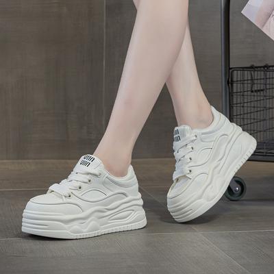 Hoogteverhoging cm kleine witte schoenen dames veelzijdige lente en herfst nieuwe dikke zolen mode sport casual board schoenen laten slanke benen zien