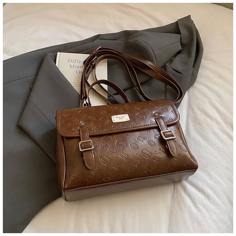 Casual Retro Commuter Women's Backpack 2025 Autumn and Winter New Exquisite Small Schoolbag Backpack After Going Out