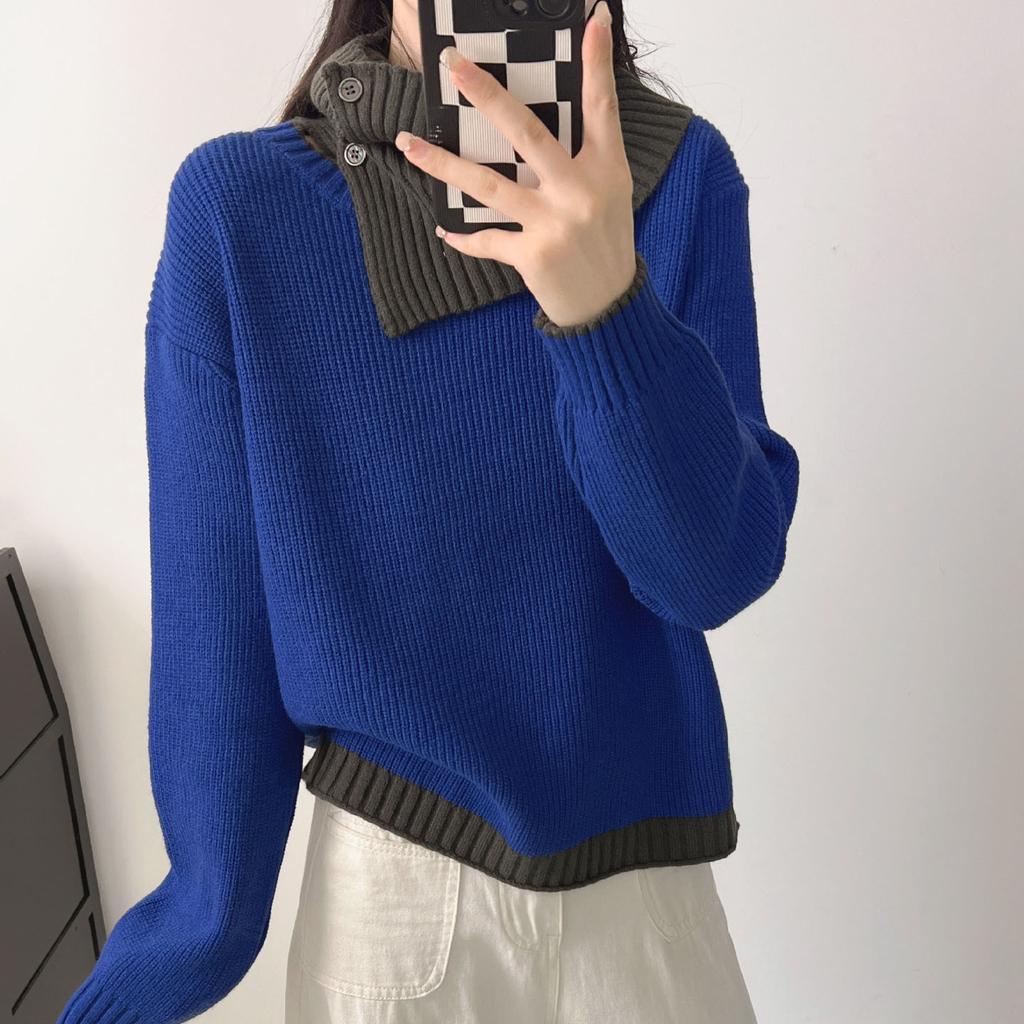New Round Neck Pullover Sweater with Scarf, Women's 2025 Autumn and Winter Loose Design, Fashionable Knitted Top