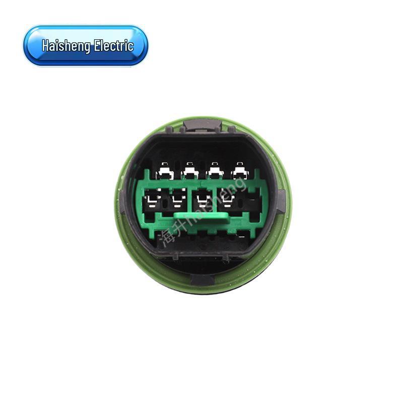 The 14-pin GL291-14021 connector fits the GL301-14021 car headlight plug.